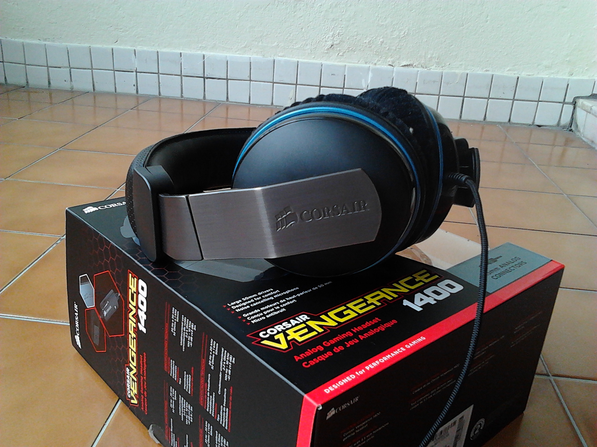 Corsair Vengeance 1400 Gaming Headset Review 25