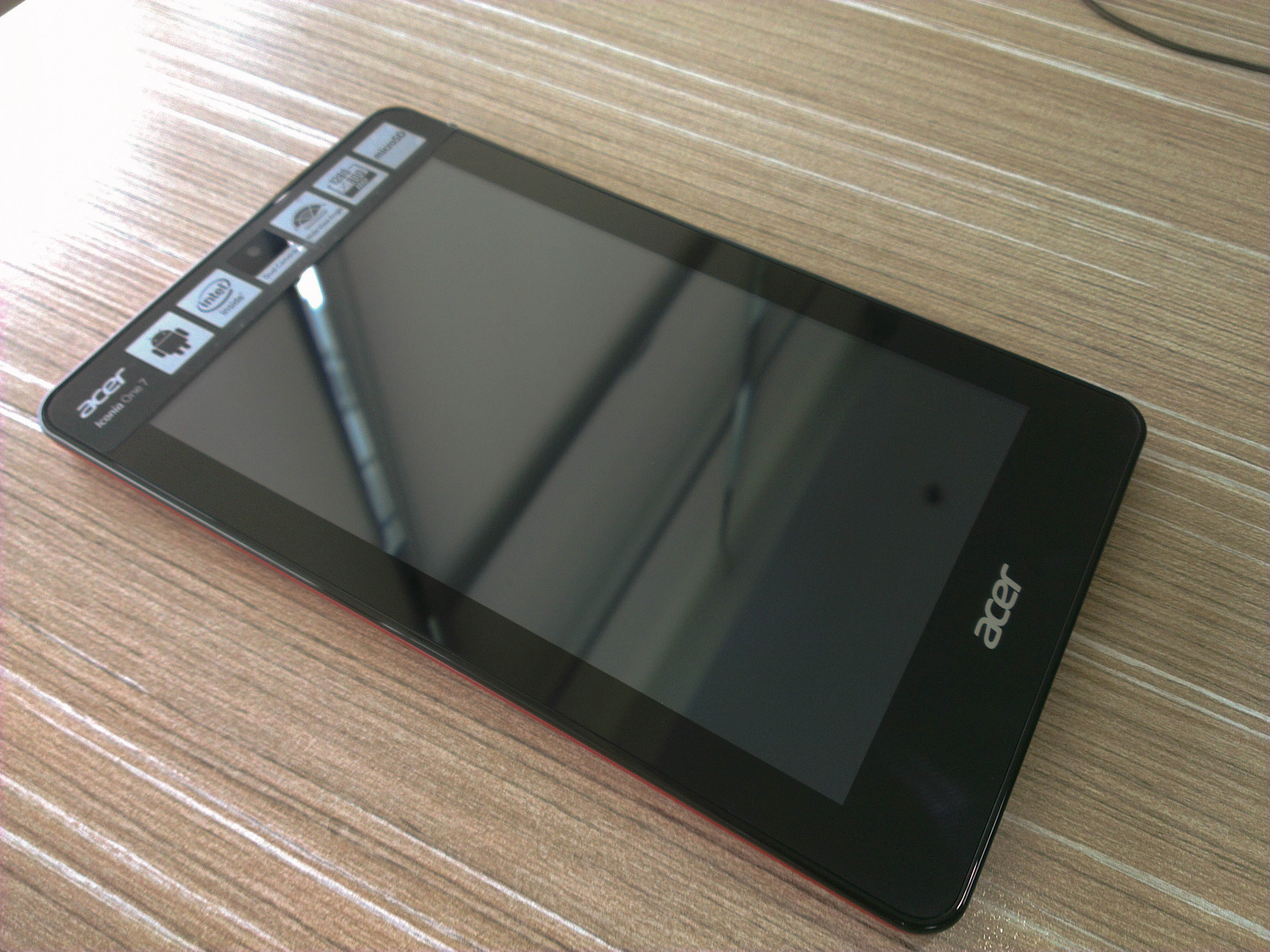 Acer Iconia One 7 Review 32