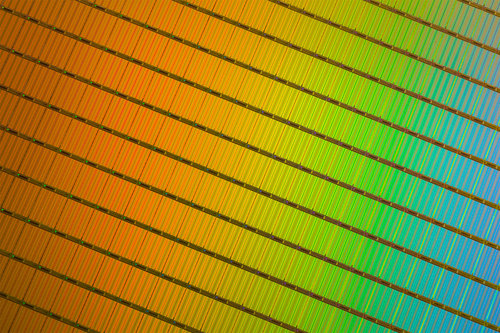 Micron and Intel Unveil New 3D NAND Flash Memory 33