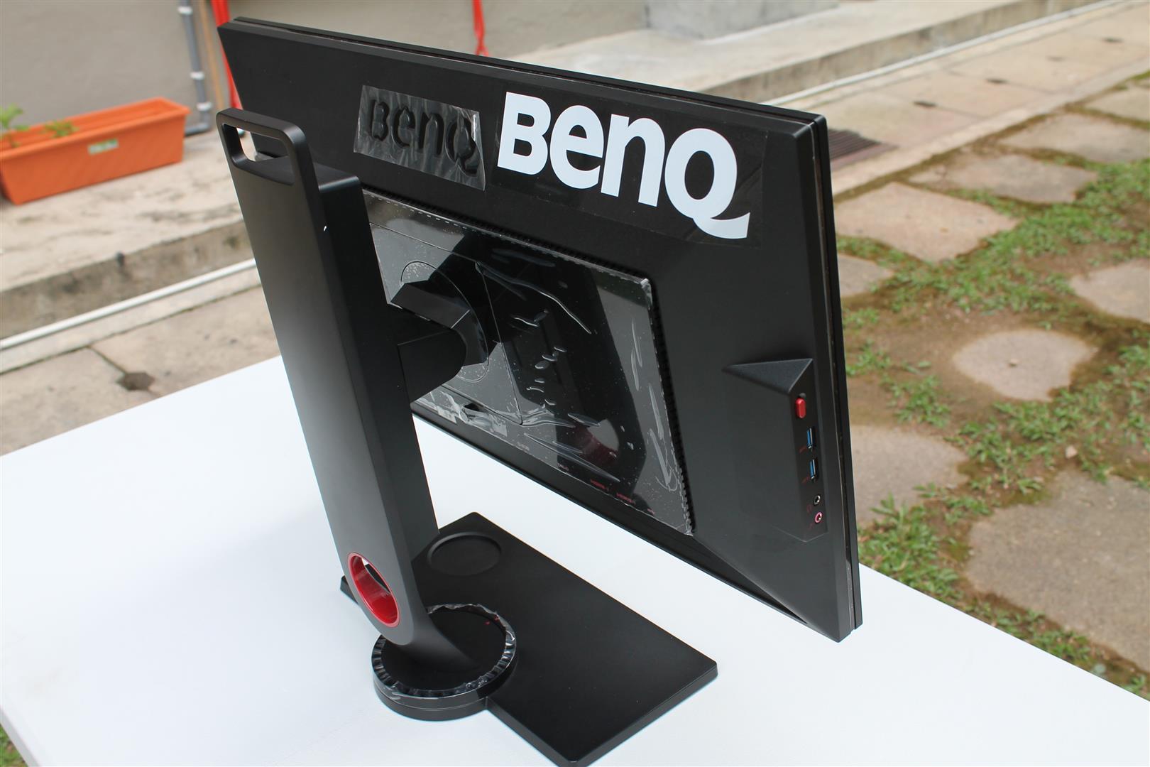 BenQ XL2430T Gaming Monitor Review – Pokde.Net