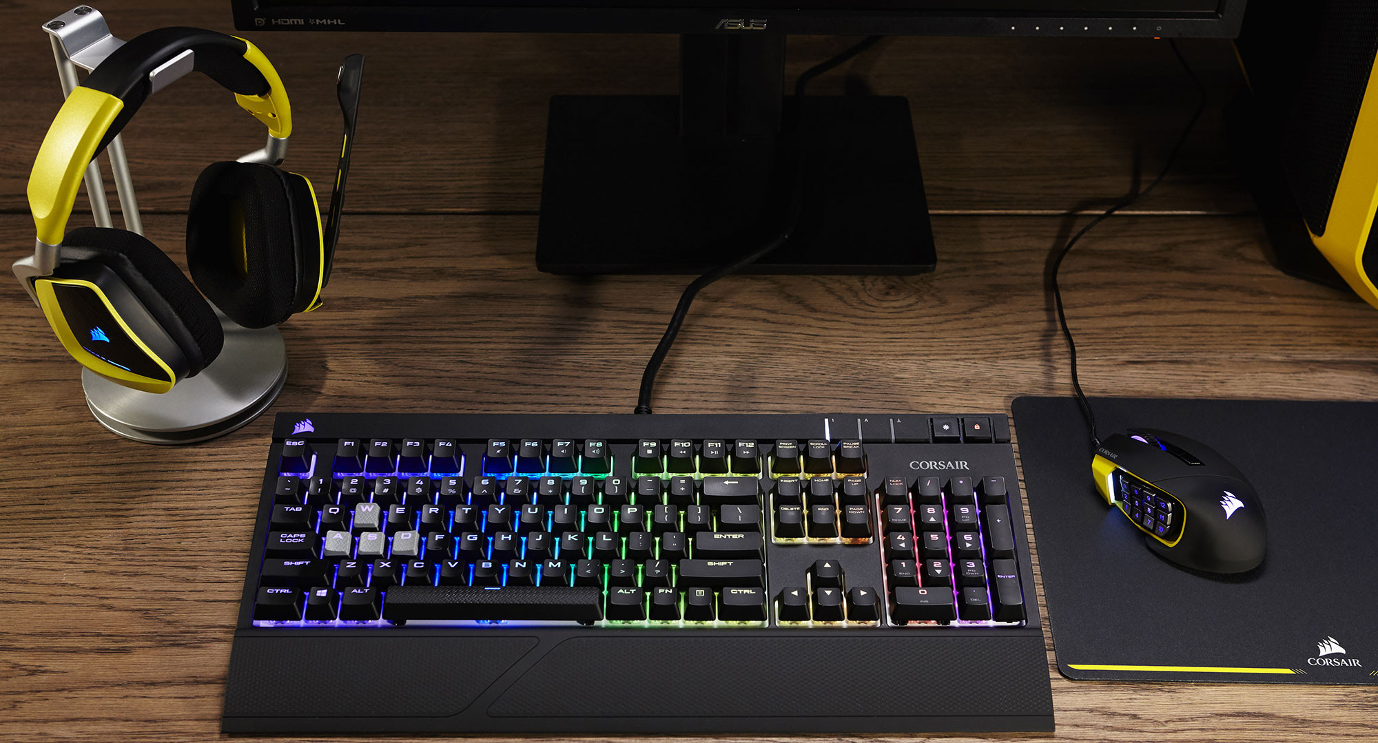 Corsair expand their gaming peripheral vault — VOID, Scimitar and Strafe RGB 36