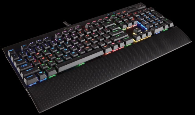 Corsair K70 RAPIDFIRE RGB (2)