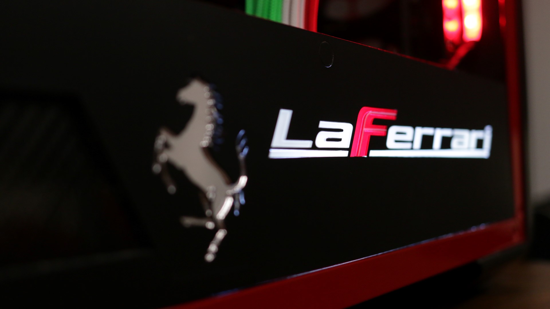 The Italia Brothers - SuperDaddy's LaFerrari Desktop 33