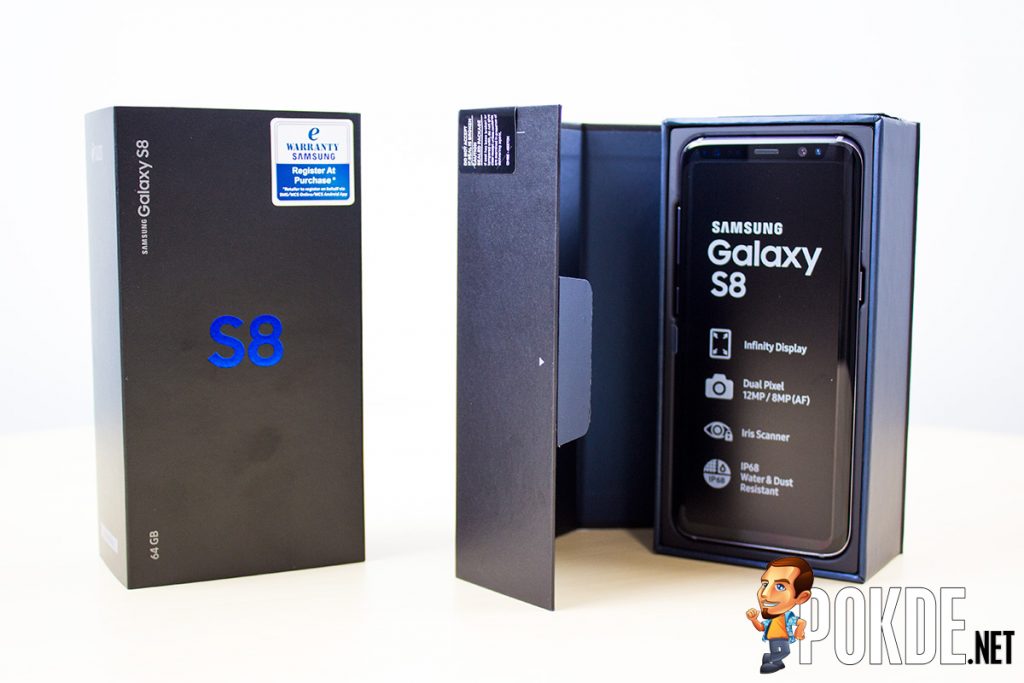 Samsung Galaxy S8 Review feat. Alcantara Cover Case 29