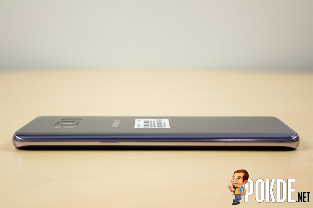 Samsung Galaxy S8 Review feat. Alcantara Cover Case 36