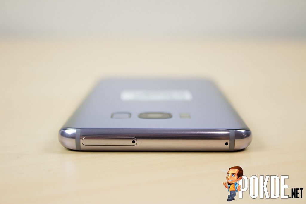 Samsung Galaxy S8 Review feat. Alcantara Cover Case 43