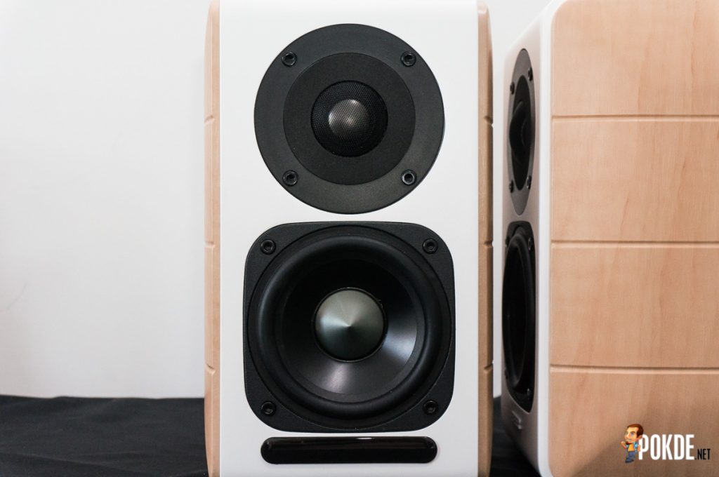 Edifier S880DB Hi-Res Audio certified bookshelf speaker review 37