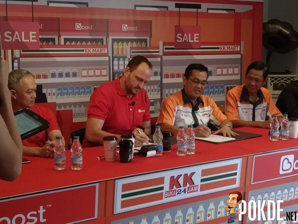 KK Super Mart Going Cashless With Partner Boost- First 24-hour convenience store to go cashless 24