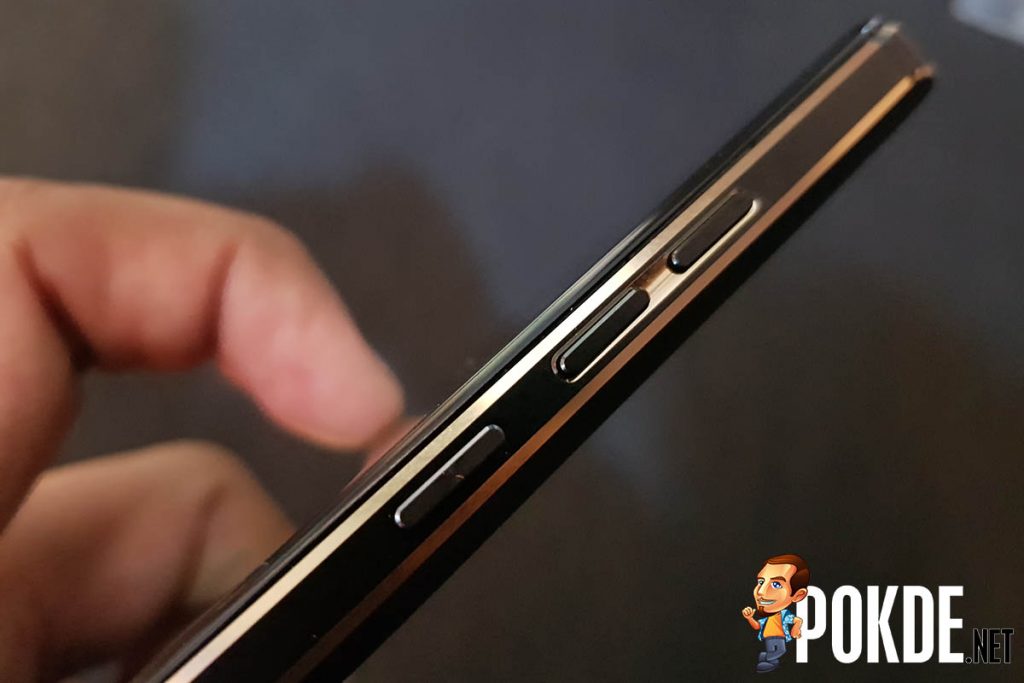 The Neffos P1's screen is as big as you want it to be — but you can't buy it just yet 33