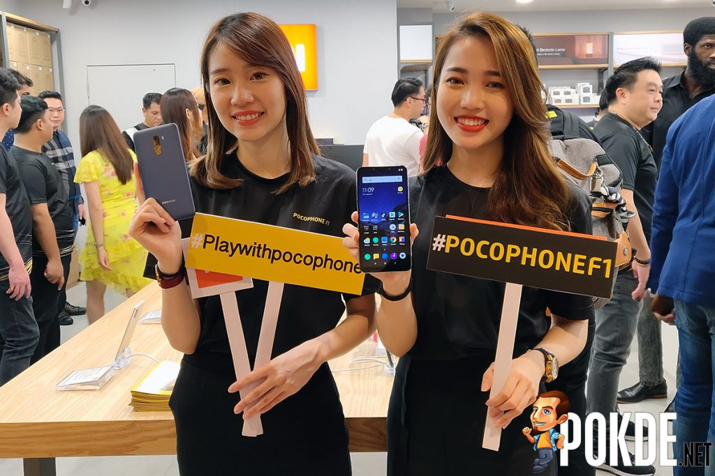 Pocophone F1 sold like hotcakes — Mi fans lined up in front of the new Mi Store Midvalley as early as 8pm yesterday! 28