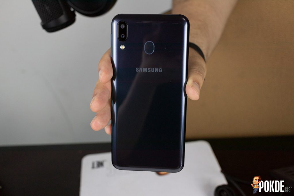 Samsung Galaxy M20 Review — Contender For The Mid-range Market? 41