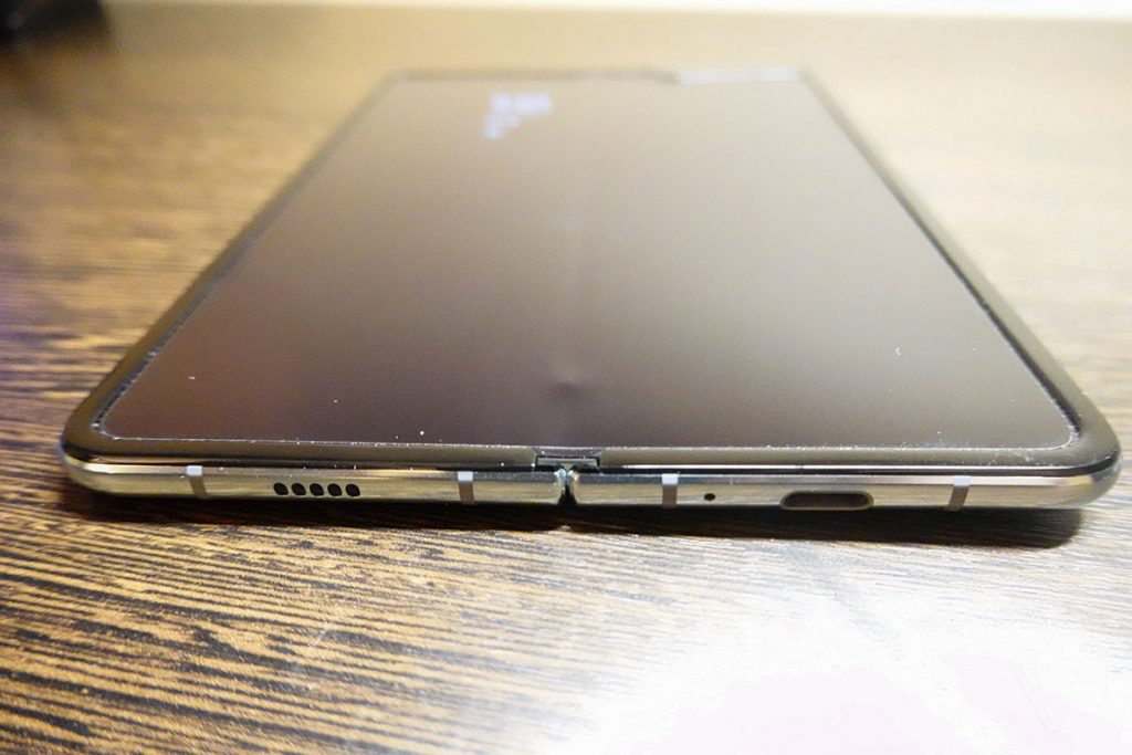 Samsung forced iFixit to remove their Samsung Galaxy Fold tear down 28