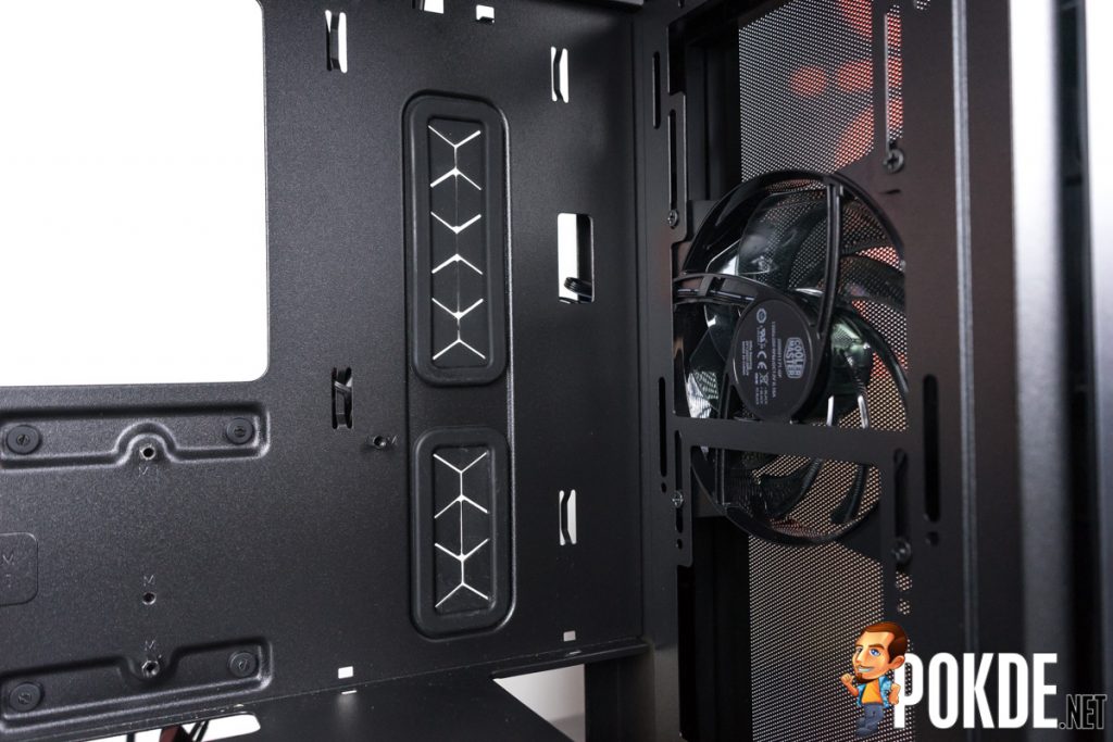 Cooler Master NR400 with ODD Review — a clown car of a case! 36