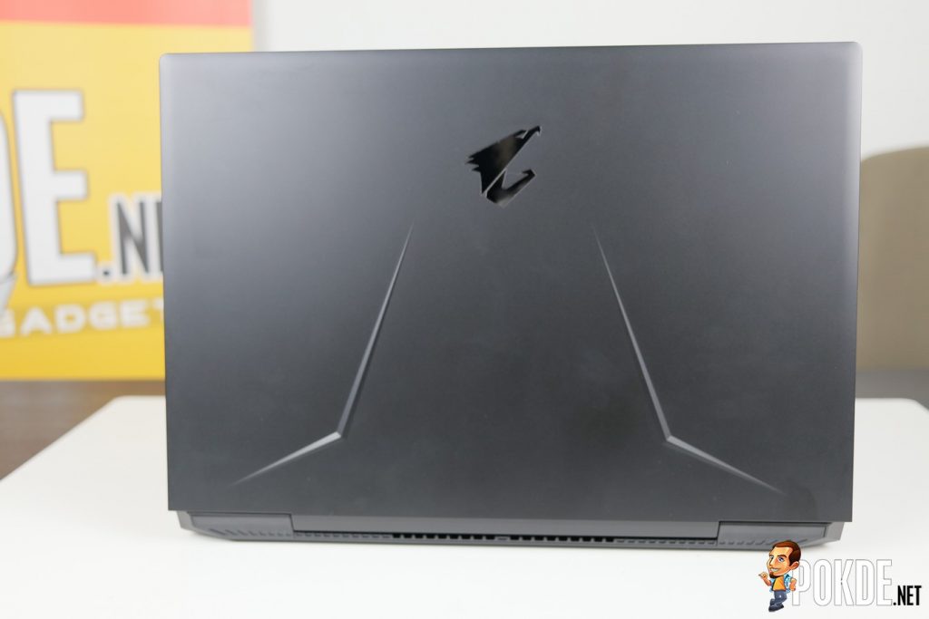 GIGABYTE AORUS 5 NA Gaming Laptop Review 26