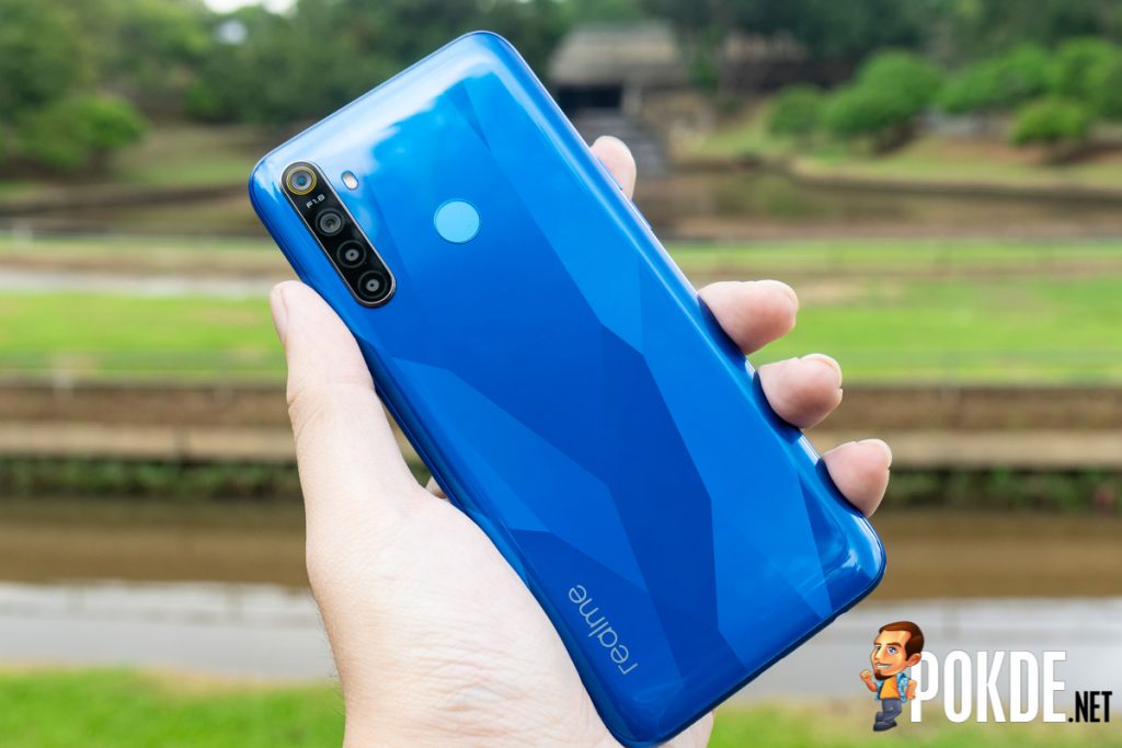 realme 5 back