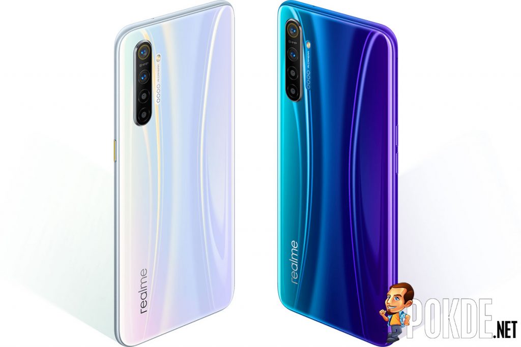 realme xt in white and realme xt in blue