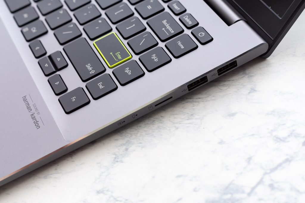 ASUS VivoBook S14 (M433) Review — the perfect mid-range laptop? 39