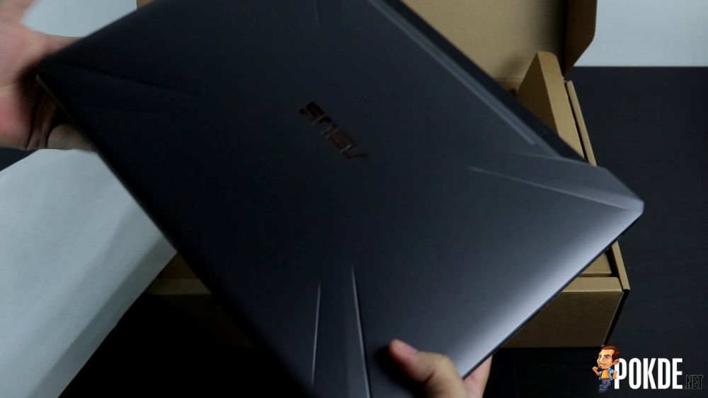 ASUS TUF Gaming FX505 Gaming Laptop Unboxing 20