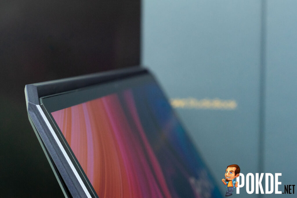 ASUS ProArt StudioBook One Review-9