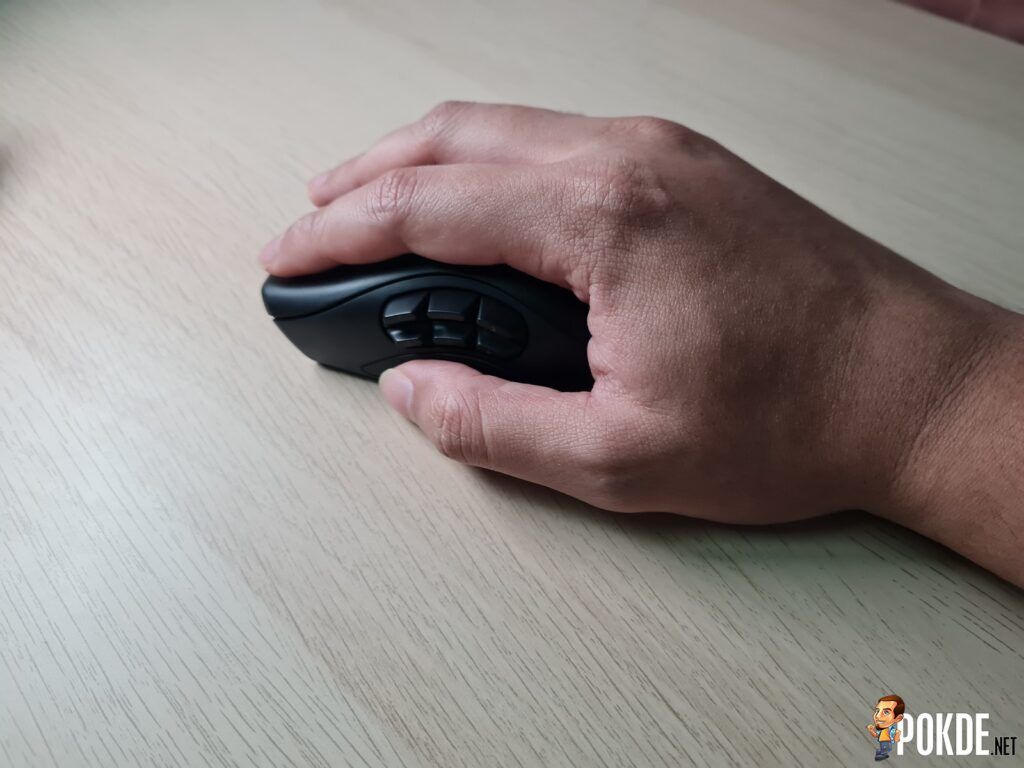 Razer Naga Pro Review - The Ultimate Multifaceted Gaming Mouse 23