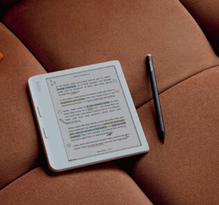 Rakuten Kobo Brings Colors For The First Time To Its Latest E-Readers 25