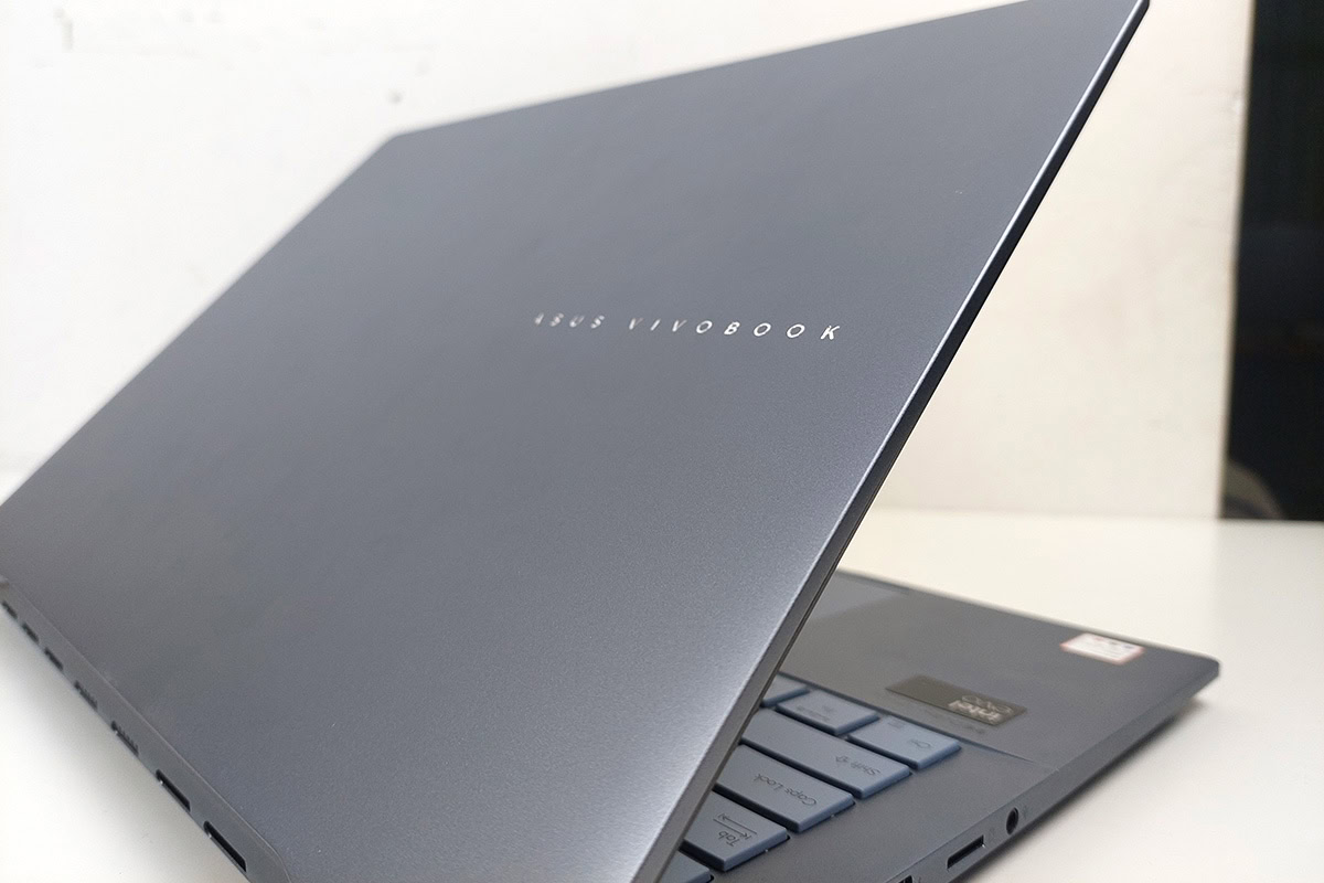 ASUS Vivobook S 14 OLED (S5406) Review - MacBook-Level Efficiency 20