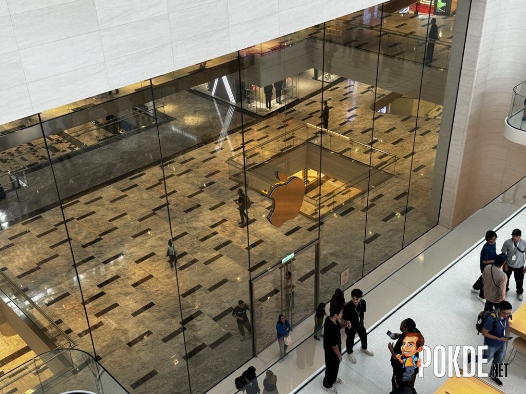 Apple The Exchange TRX, the first Apple Store Malaysia opens its doors this weekend. 16