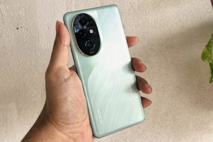 HONOR 200 Pro Review - Oval-shaped camera cutout