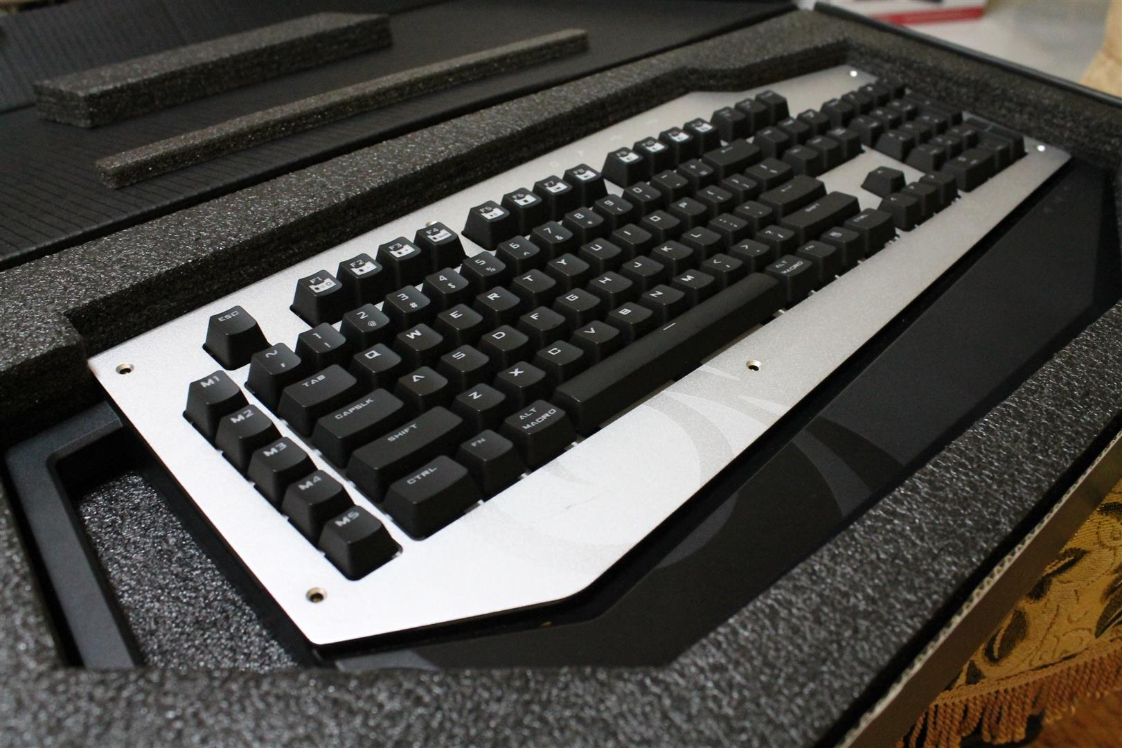 Cooler Master MECH Aluminum Gaming Keyboard Review - 39