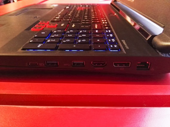 Acer Predator 15 connectivity