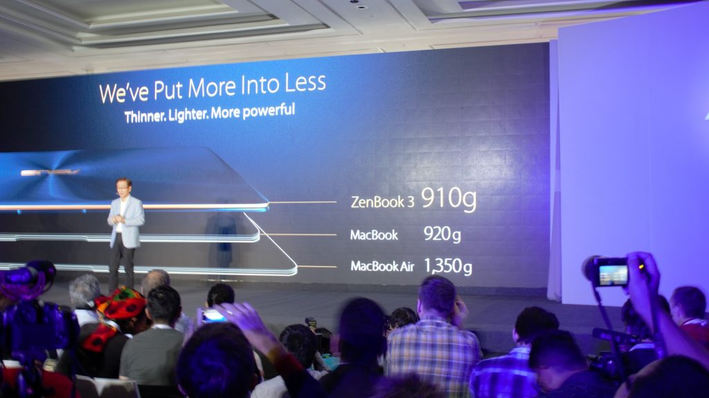 But of course, thinner would only demand lighter too. Sitting at 910g, you would be wondering if it's even true.