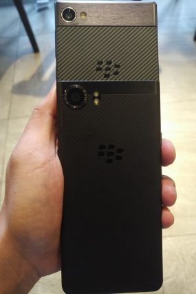 Blackberry Krypton Rumoured To Release Sometime This Month - Fullscreen display, no QWERTY - 19