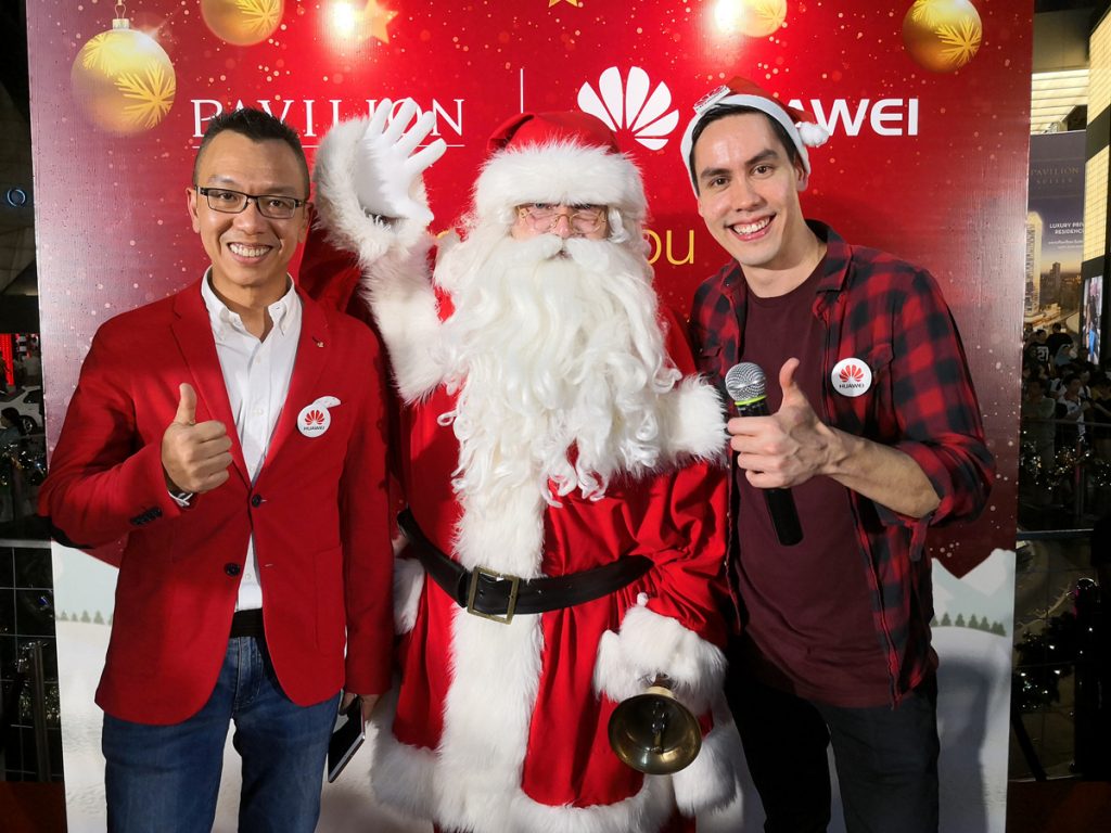 HUAWEI Delivers A Touch Of Christmas - Brings Snow To Life In Malaysia - 17