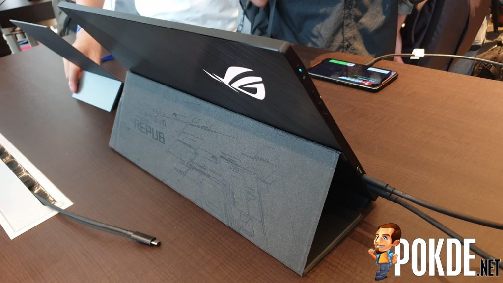 [Computex 2019] ASUS introduces the ROG Strix XG17 - World's first Portable Gaming Monitor - 21